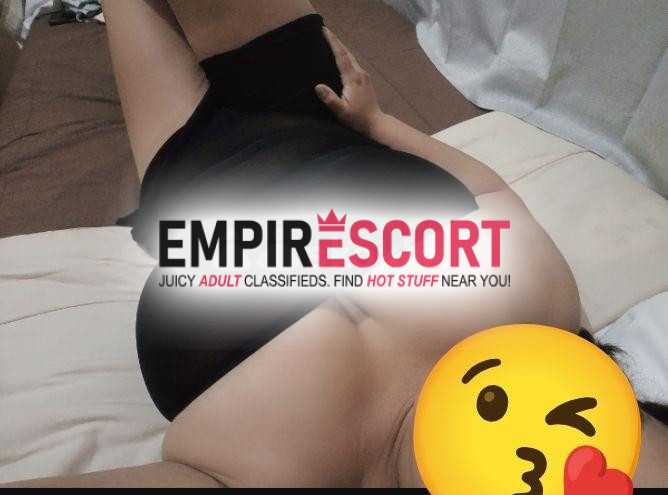 hola bb soy mía cuento habitación incluida 😈amores 🤤😜 llámame y pasamos riko hago fetiches y adicionales