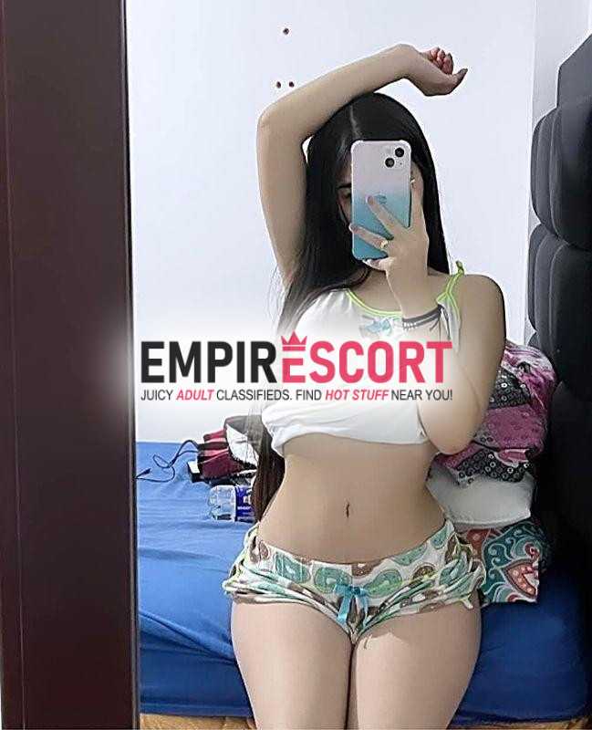 kristina 💖recién llegadita ando de paso por acá mis amores ❤️‍🔥🥵