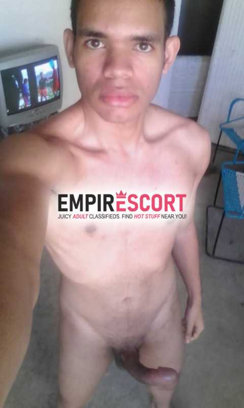 chico busca estudiante instituto y universitaria para sexo placentero