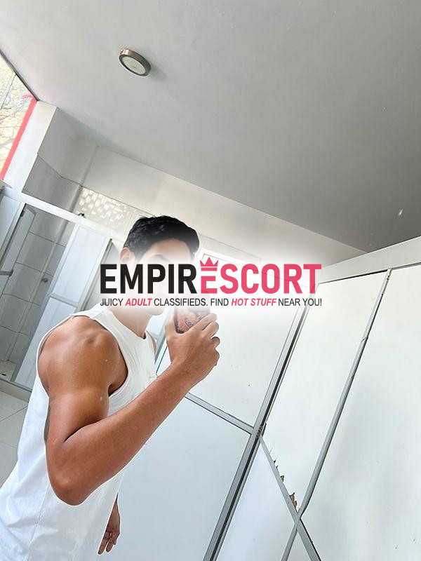 100 activo buen trato y sin apuros 
me considero dominante en el sexo🔥