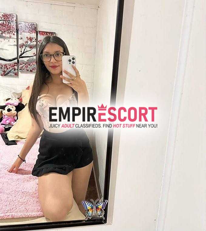 p. hola amor😘 soy camila bella dama de piel blanquita tengo 19 años soy bella peruana 🥰doy oral natural y ducha juntos 🤤🤭trato de amantes con