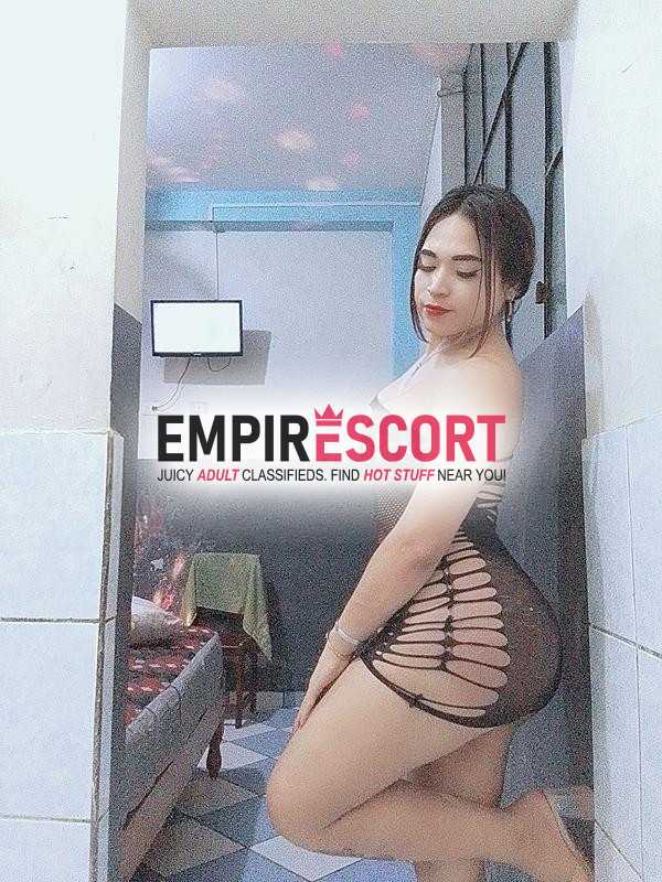 chinita de ricas tetas. súper lechera