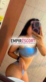 flaquita colombiana de carita bonita