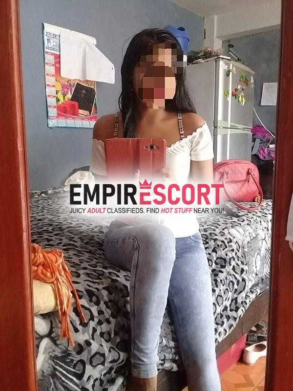 me encuentro de pasada cariÑo por pocos debutando