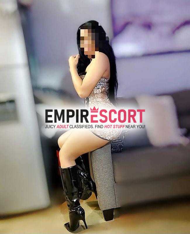 😘 me encanta el.sexo salvaje y hacerlo en todas las poses y sin apuros.