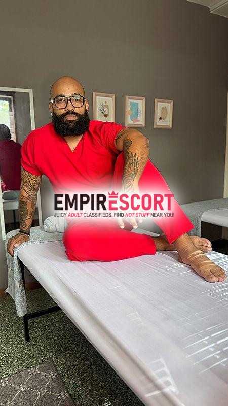 macho barbero morboso activo
