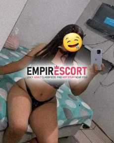 puneñita rica conchita ajustadita y rosadita 🥰😍😍 oral mutuo 🥰😋😋 y mucho mas