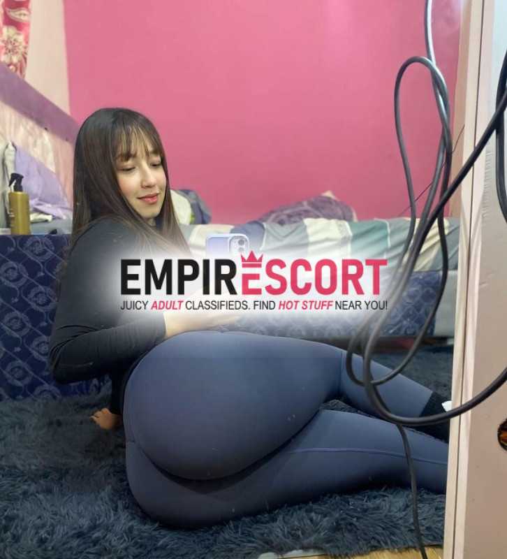 chaparrita sexi y arrechita