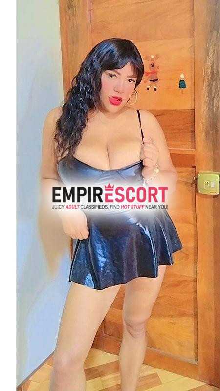 rica mamoncita grandes tetas para paja rusa y cuerpo exhuberante complaciente y habitación