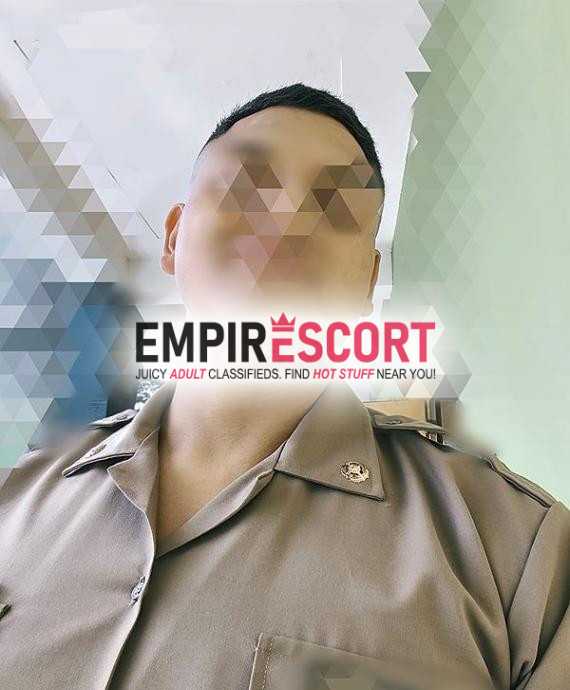 alexander para cumplir tus fantasias full sexo full penetración tríos fetiches masajes eróticos etc. sin apuros servicio exclusivo para mujere
