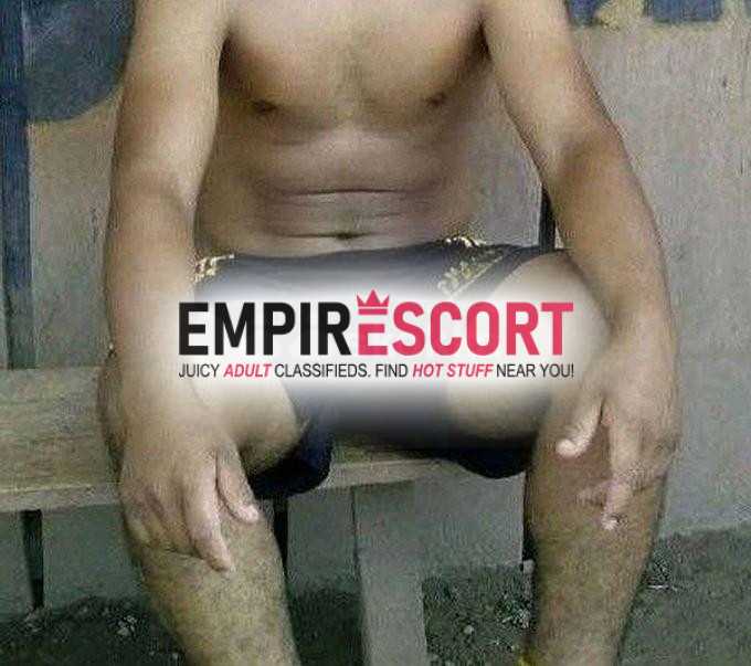 varonil brindo servicio de sexo oral chupo verga y tomo leche .no brindo otro servicio