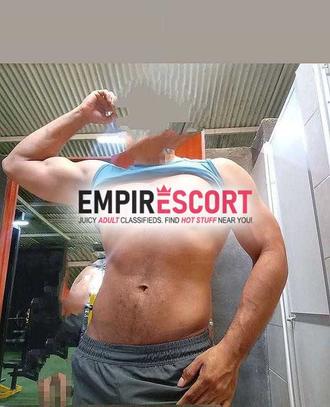 te rompo el culo militar🔥🪖 activo arrecho para toda edad mira como kcho👉 mis videos👈