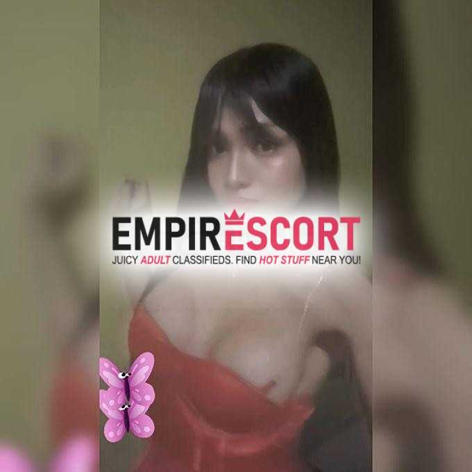 flaquita trans morenita tetona