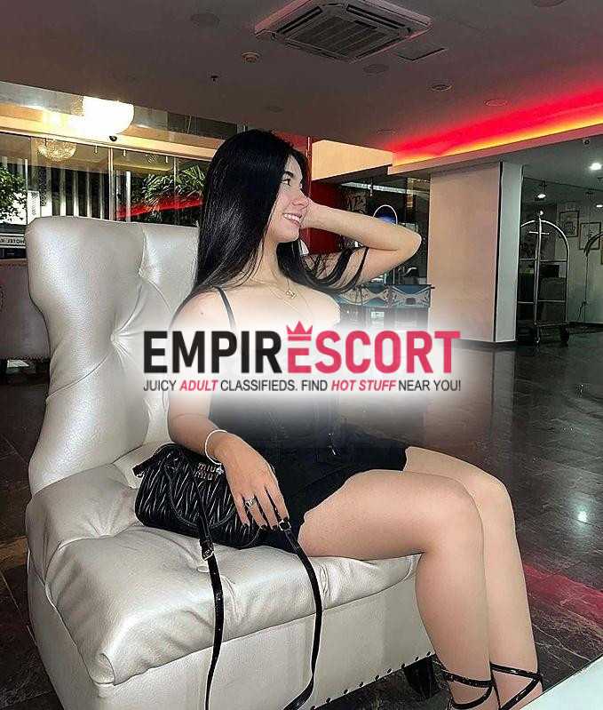 gianella hermosa universitaria de regreso solo por unas semanas🔥