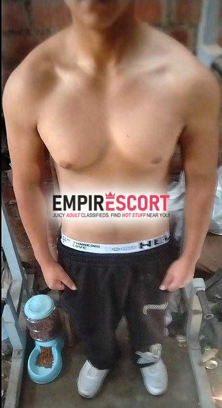 joven - entrenador de musculaciÓn - fit