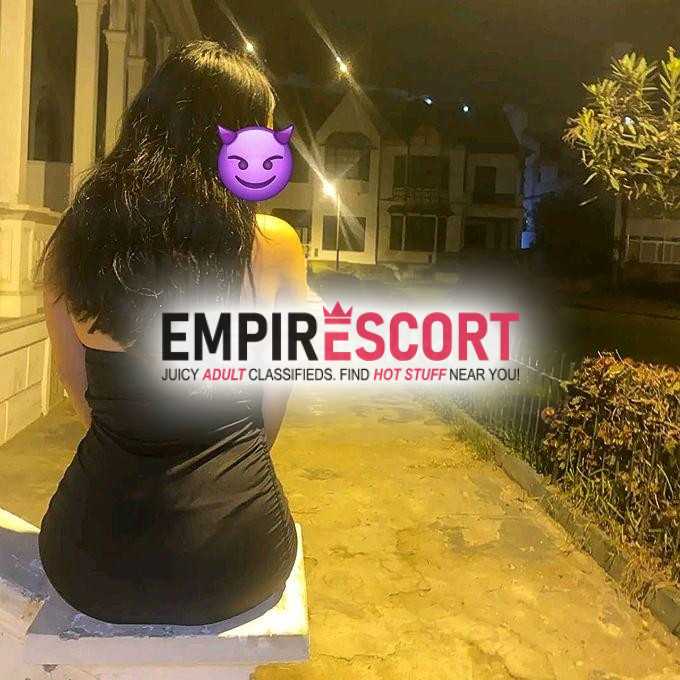 jovencita sumisa de 18 aÑos