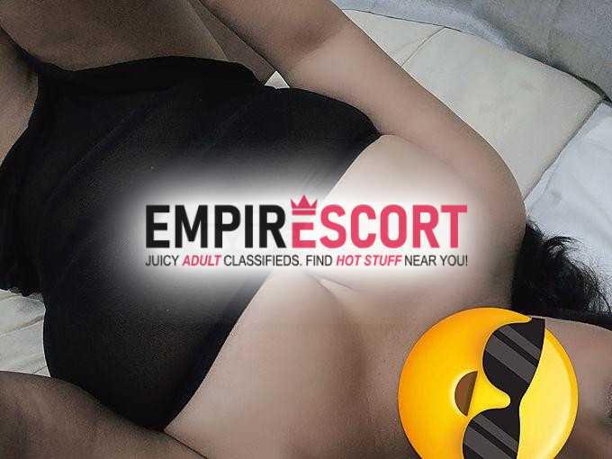 hola amor soy valentína 🤗 en tu hermosa tierra amor llamame para pasarla riko cuento com habitación incluida 🫶🤗 oral super riko