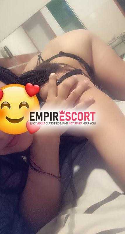 sexy atractiva gatita lista para buen servicio corazón 😘😘😘❤️❤️❤️❤️❤️❤️❤️