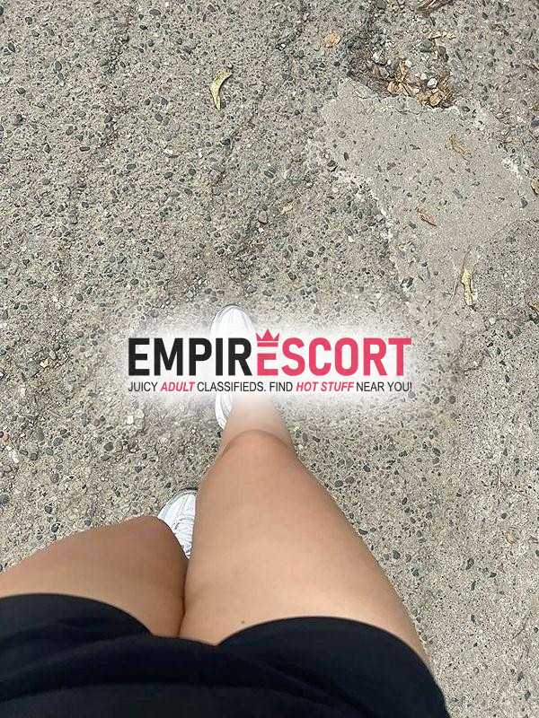 hola soy selvática ardiente arrechita soy caliente en cama