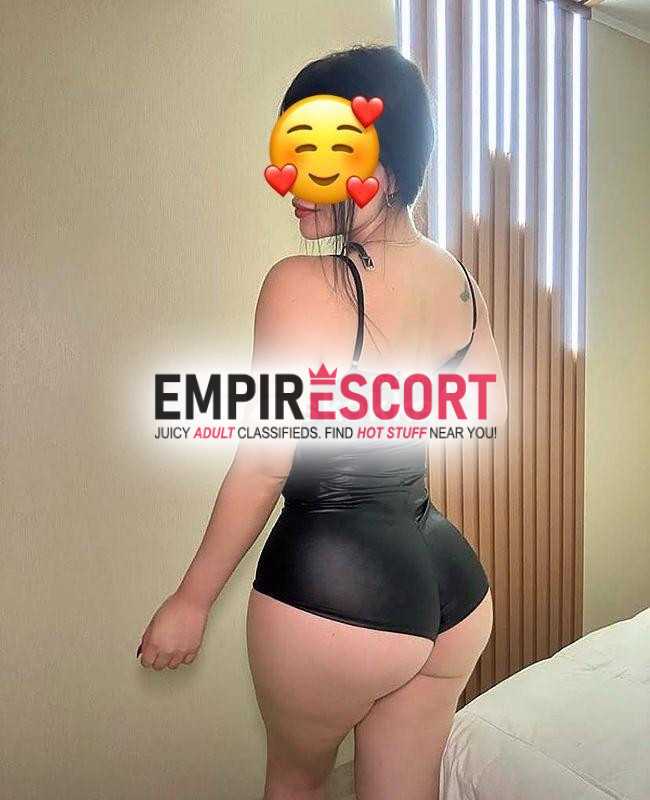 jovencita amorosa sexy sensual y muy atrevida dispuesta llevar cabo tus más bajos instintos.