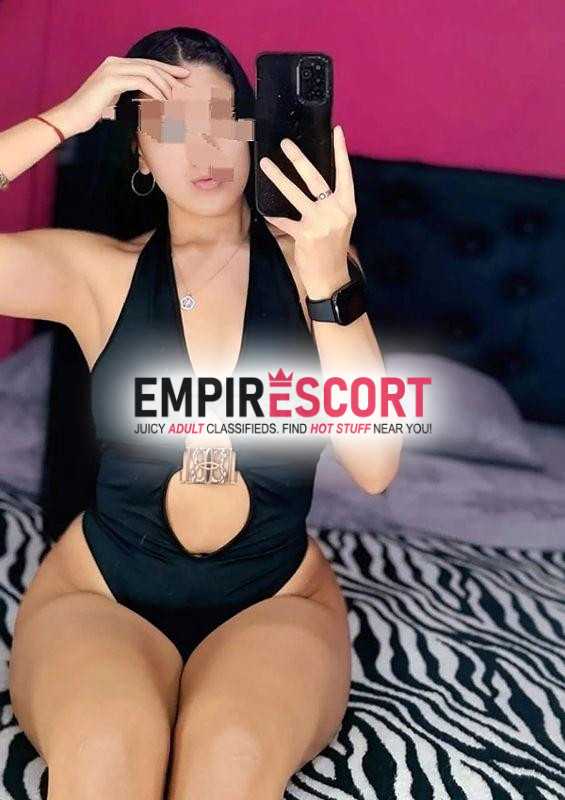 😋 sopita pose 69 desnuda nueva fogosa chupadita de senos estrechita