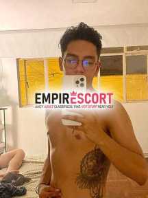 twink versatil y caliente 🥵😈🚨