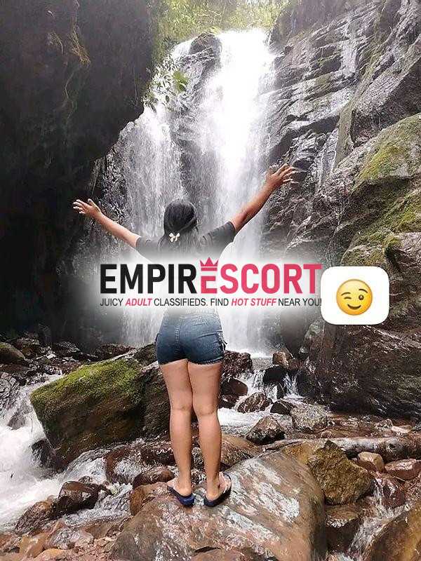jovencita golosa 🦋🌸 te saco tu lechita por todos mis huequitos