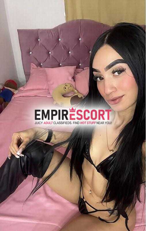 una jovencita muy atractiva lista para complacerte ❤️‍🔥