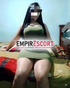 😘me encanta lechita en todo mi cuerpo rico y apretadito.