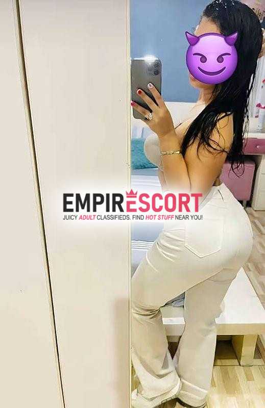 vendo pack videos llamada universitaria caliente hot jovencita blanquita 🔥🥵de curvas y muy carismática y coquetona fotos real bonita salidas 💓✨