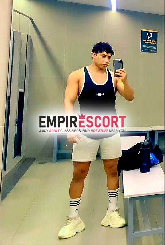 🍆🇨🇴🇨🇴de medellín masajista profesional bisexual varonil de ojos claros de buena presencia a1 24 años y mido 175