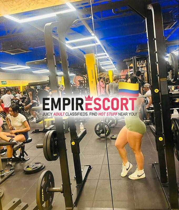 colombiana🇨🇴🍑😋 de rico trasero experta en el oral disponible para complacerte papasito