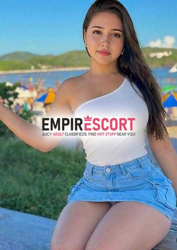 catalina hermosa señorita de bellas curvas