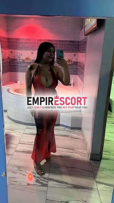 kiara ninfomana exclusiva blanquita adicta al sexo servicio completo vaginal y anal