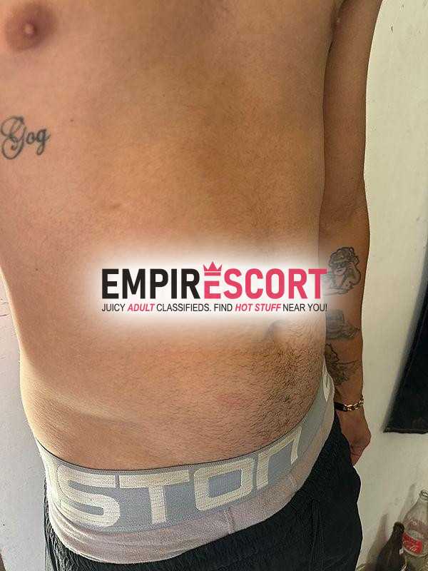 venezolano verga 24 cm activo ojos verdes flaco escribeme
