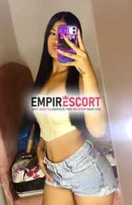 jovencita apasionada trato de novios servicio completo