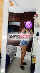 hola soy verónica amorcito soy linda niña universitaria que anda en busca de conocer nuevos chicos para hacer encuentros sexuales soy muy caliente