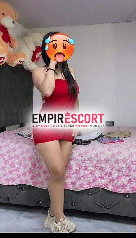estefany delgada y rosadita rico culito redondito sexy jovencita bien rica y apretadita estrechita