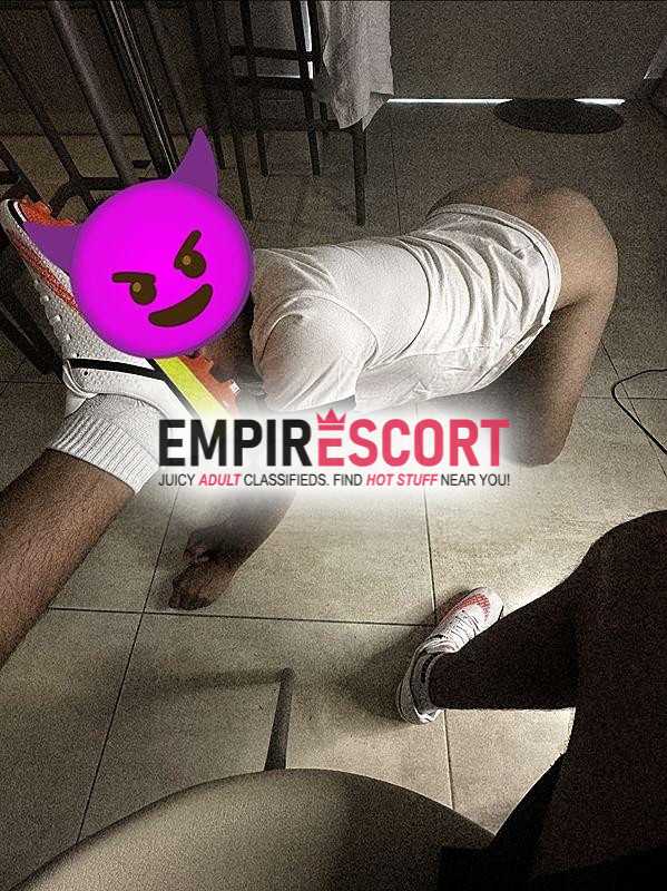 soy más tragona y q te quiere sacar leche cada rato