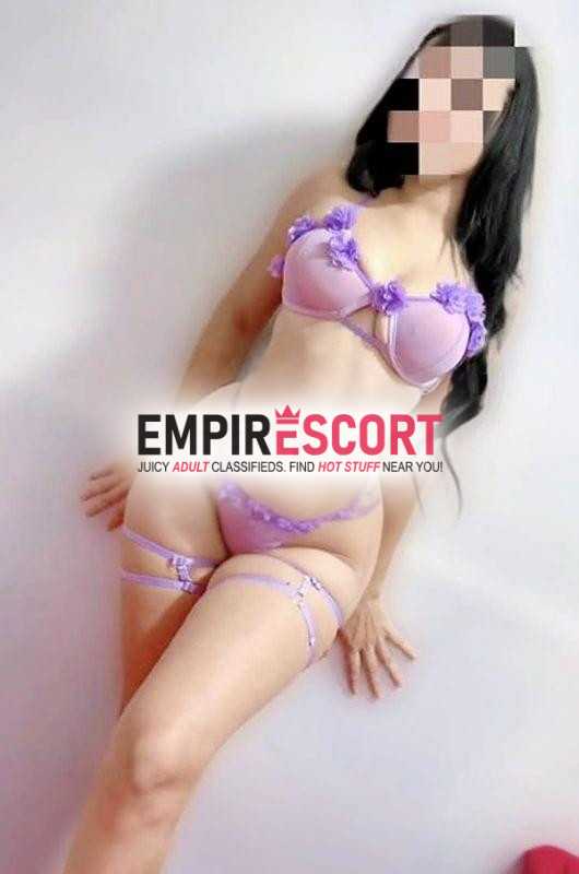 excitante secretaria muy sexy 🥰🇵🇪😘 de cuerpo divino muy delicioso.