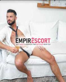en sullana escort modelo internacional 190 altura90kg22cm