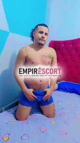 hola soy ecuatoriano 
lechero💦💦22cm🍆 reales gruesa varonil