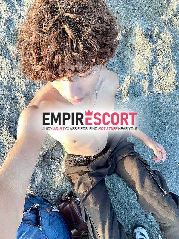 twink 🐥🍑inter pasivo delgadito de 18 años 🍼de visita 💦
