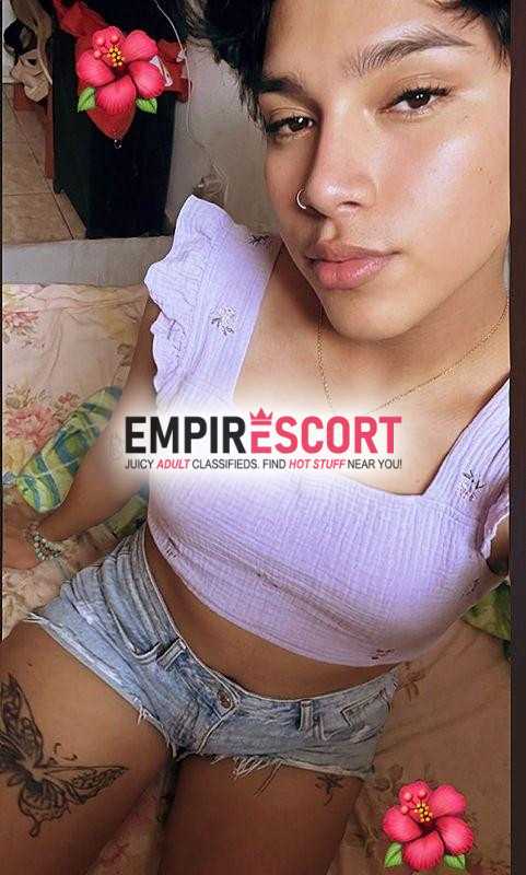 michi michelle🫦🍓🎀
tu nena femboy llegó tu ciudad 🌆 🌸