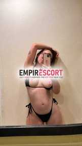 karina independiente y bella cuerpo lindo