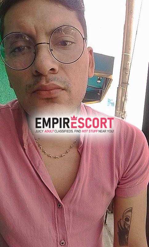 zamir 28 años versátil varonil tatuado