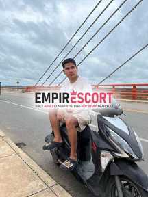 charapita toyboy