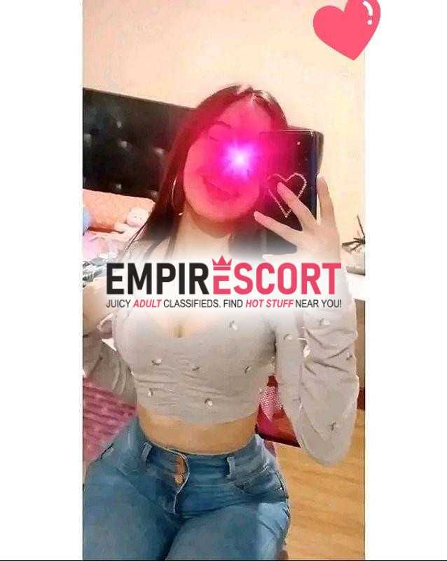 universitaria 🌸🌸rica bien apretadita 19 aÑos nueva en esto