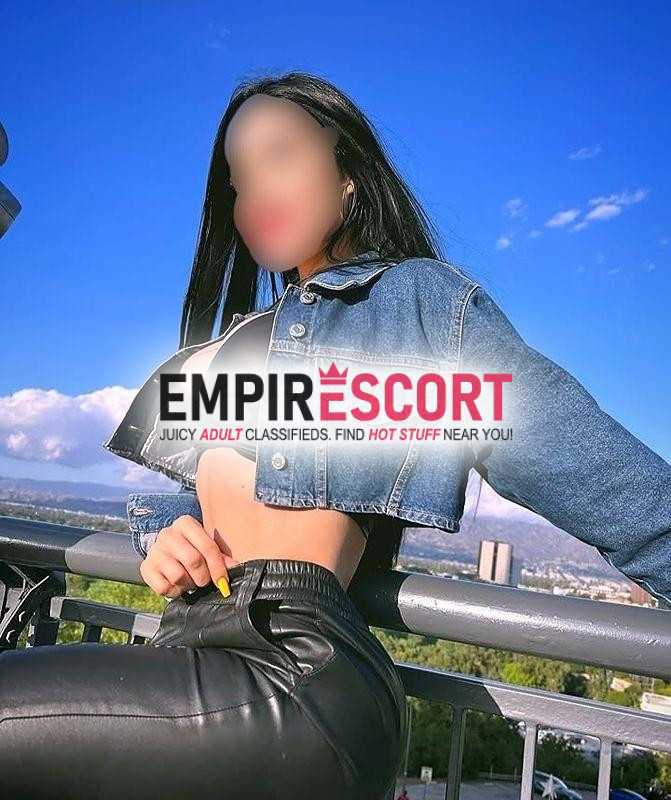 bella colombiana de cuerpo de gym medidas perfectas clientes exigentes