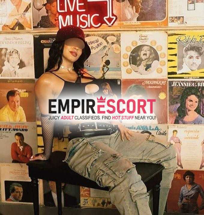 exÓtica y bella colombiana alta de rico cuerpo senos redonditos c durito muy complaciente